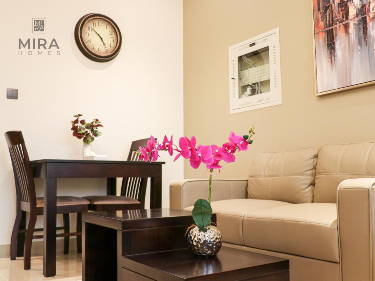 Mira Holiday Homes - Lovely Studio With Burj Khalifa View Dubai Exterior photo